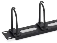 Triton 19" rack panel 1U 5x veliki kavelj za pritrditev na kvadratno luknjo 9x9 ovalnih lukenj Triton 19" rack panel 1U 5x veliki kavelj za pritrditev na kvadratno luknjo 9x9 ovalnih lukenj (1 of 1)